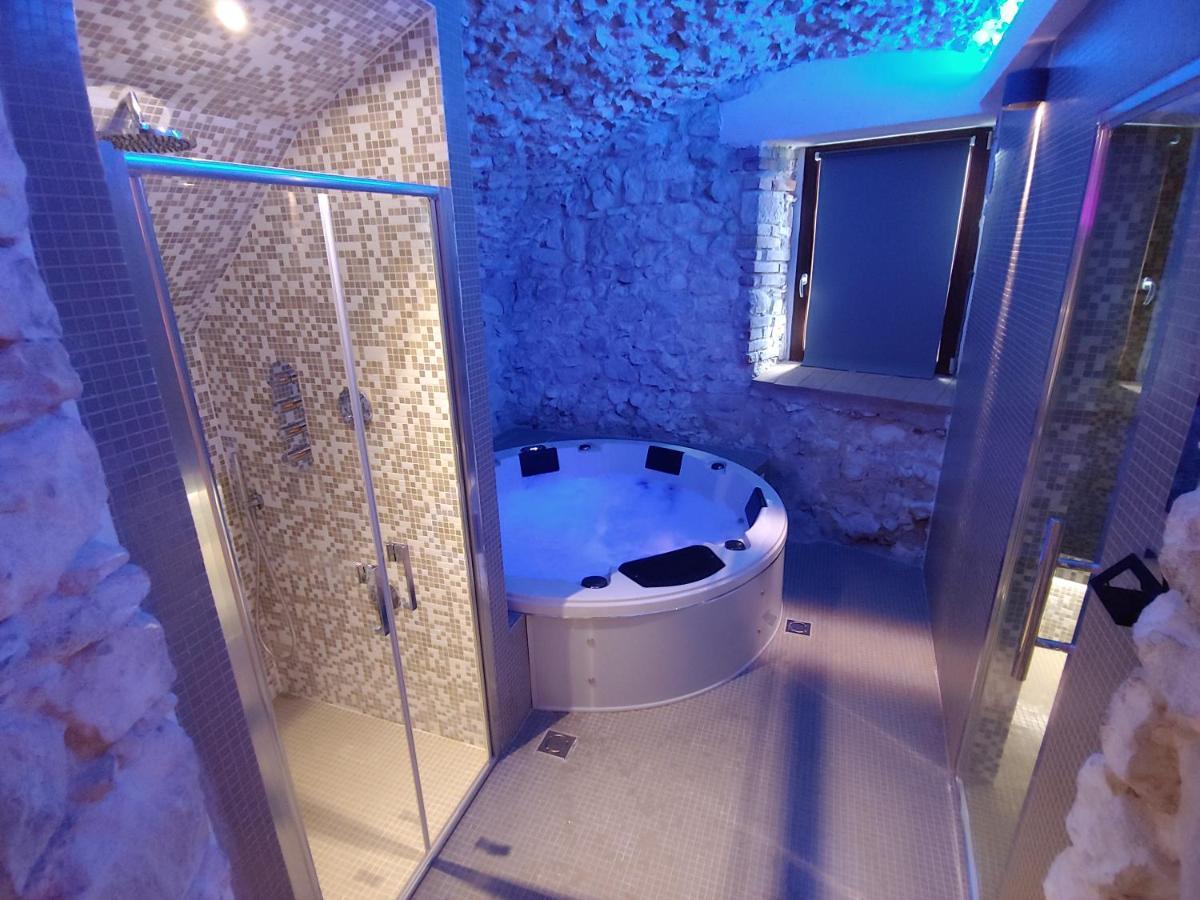 Castello Di Fagnano -Albergo Diffuso & Spa Fagnano Alto Dış mekan fotoğraf